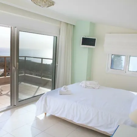 Holiday home Blue Luxury Maison *